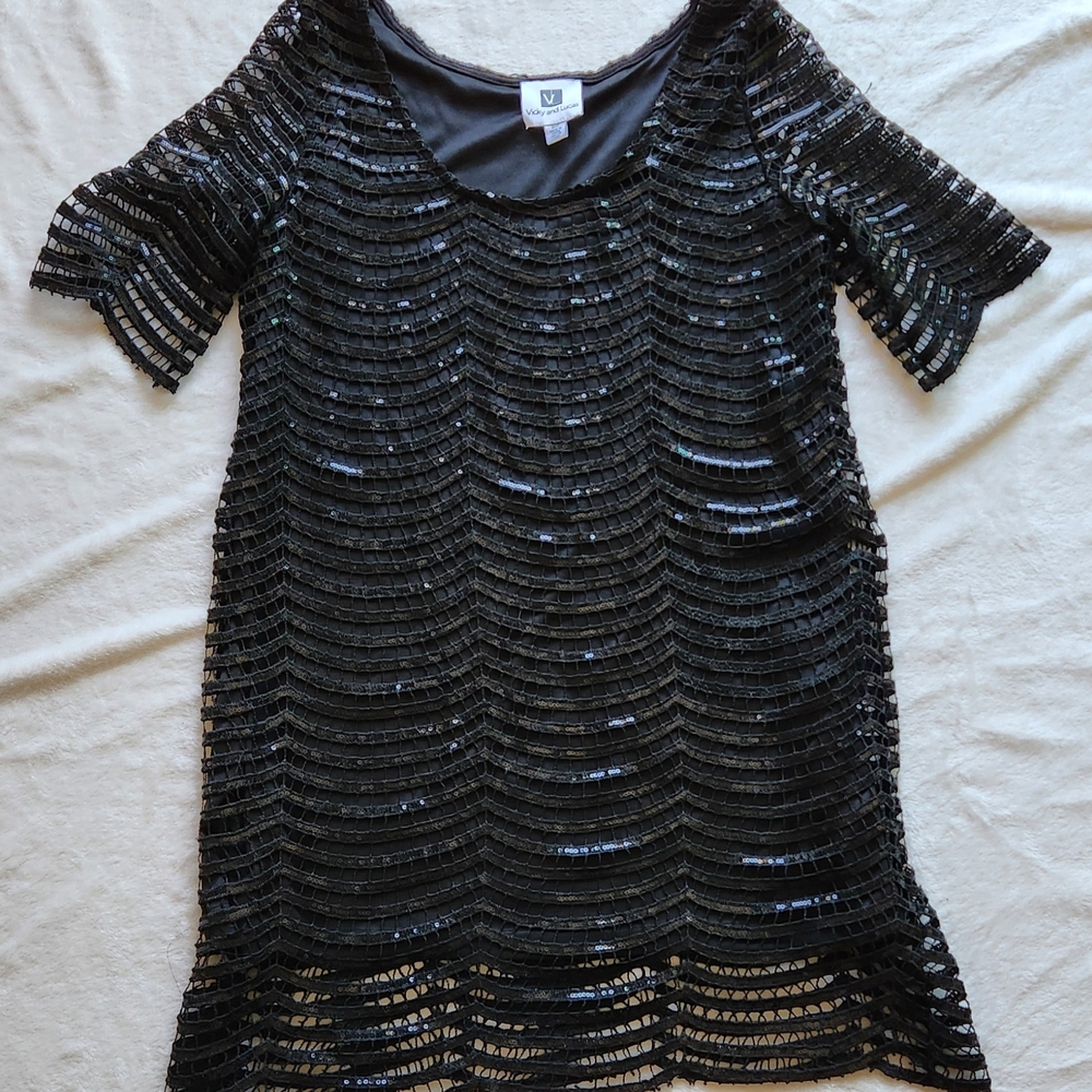 Black Sheath Mini Dress with Scoop Neck